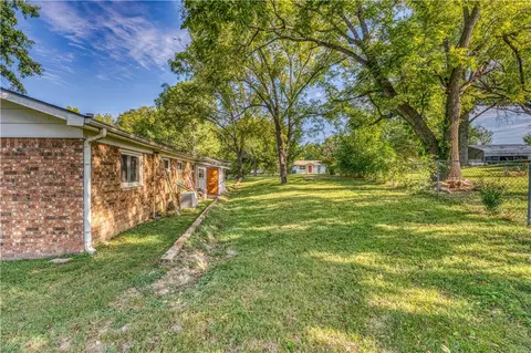623 Walnut St, Harrison, AR 72601 photo 21