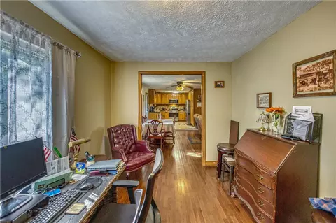 623 Walnut St, Harrison, AR 72601 photo 9