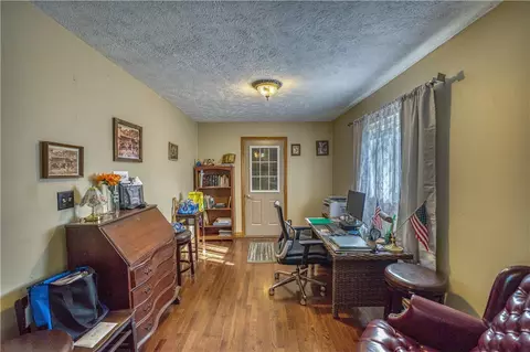 623 Walnut St, Harrison, AR 72601 photo 8