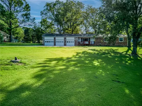 623 Walnut St, Harrison, AR 72601 photo 30