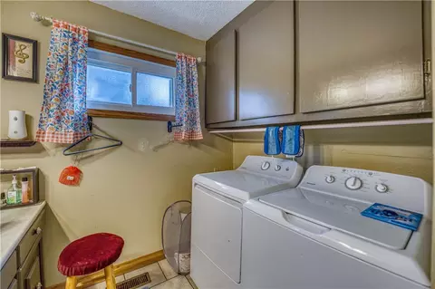 623 Walnut St, Harrison, AR 72601 photo 12
