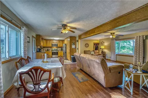 623 Walnut St, Harrison, AR 72601 photo 3