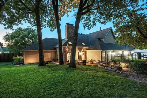 304 Emerald Point Dr, Springdale, AR 72764 photo 50
