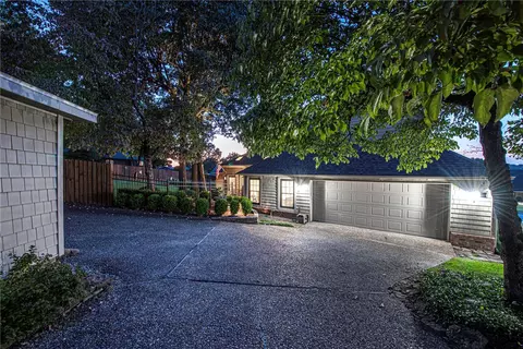 304 Emerald Point Dr, Springdale, AR 72764 photo 48