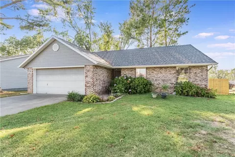 1128 S 26th St, Rogers, AR 72758