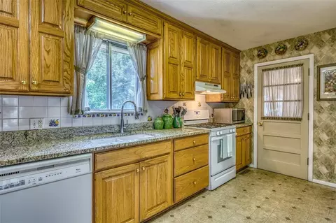 1003 Eugene St, Harrison, AR 72601 photo 13