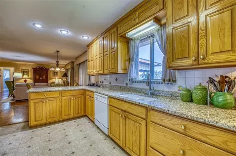 1003 Eugene St, Harrison, AR 72601 photo 12