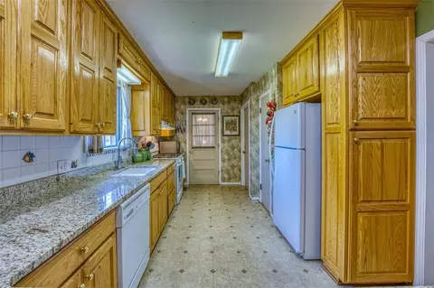 1003 Eugene St, Harrison, AR 72601 photo 10