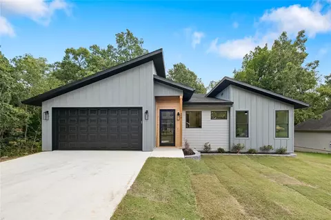 29 Hartlepool Dr, Bella Vista, AR 72715
