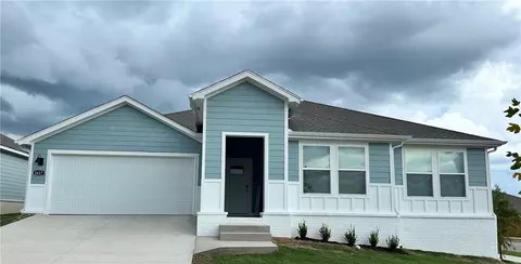 2627 N Snowball Dr, Fayetteville, AR 72704