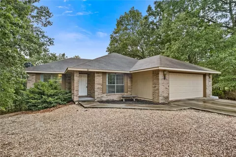 21 Manchester Dr, Bella Vista, AR 72714