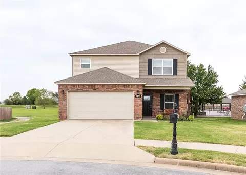 4299 Crosshill Cv, Springdale, AR 72762