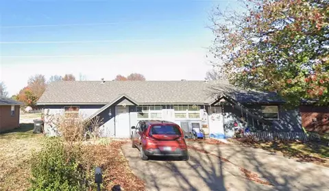 3202 Scott Ln, Springdale, AR 72762