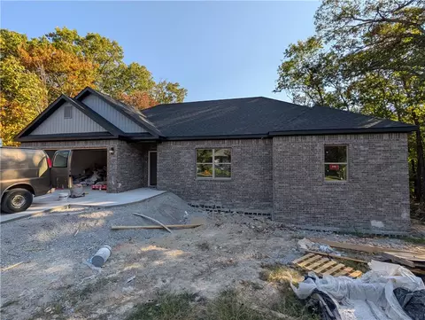 22 Kirkcudbright Ln, Bella Vista, AR 72715