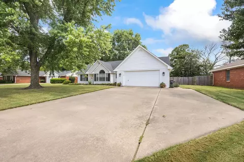 1801 Willard St, Springdale, AR 72762