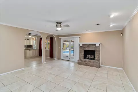 2909 W Beechwood Dr, Rogers, AR 72756
