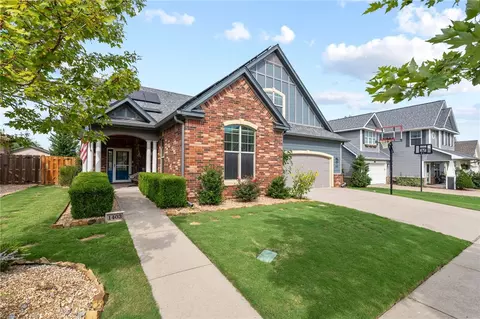 1403 Dysart Woods Ln, Bentonville, AR 72712