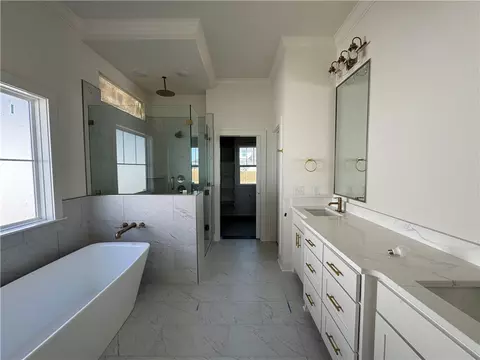 Bath - 304 Estella St, Lowell, AR 72745 photo 1 of 7
