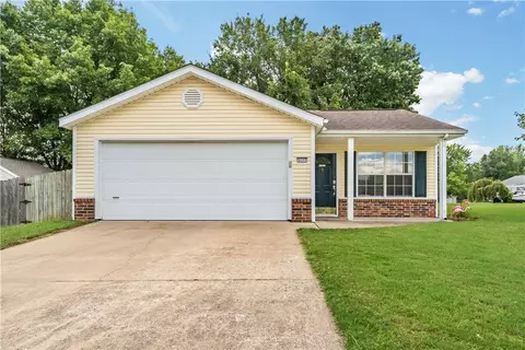 3117 W Wildflower St, Fayetteville, AR 72704