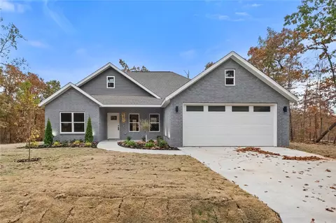 1 Bowmore Cir, Bella Vista, AR 72715