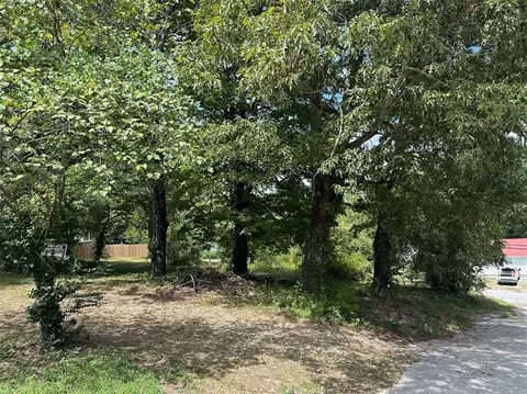 802 W Newman Ave, Harrison, AR 72601