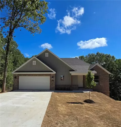 3 Arran Ln, Bella Vista, AR 72715