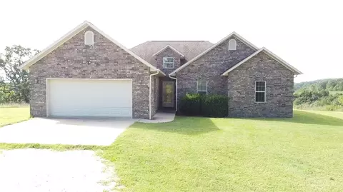 7549 Limestone Dr, Harrison, AR 72601