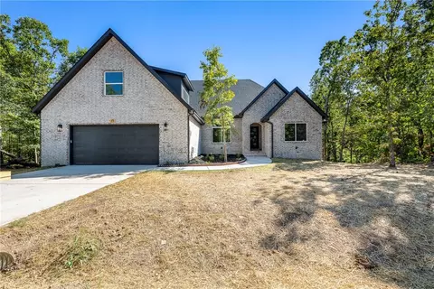 22 Rath Dr, Bella Vista, AR 72715