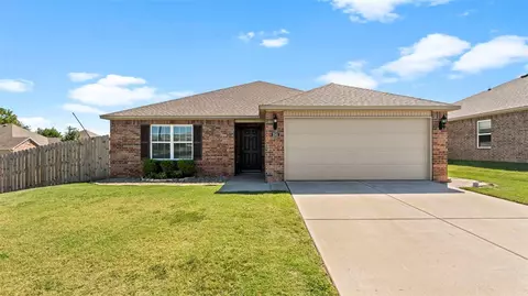 2301 Hickory Wood Ave, Lowell, AR 72745