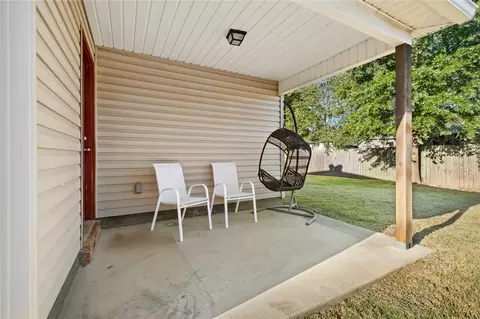 Exterior - 790 Morningside Dr, Centerton, AR 72719 photo 4 of 6