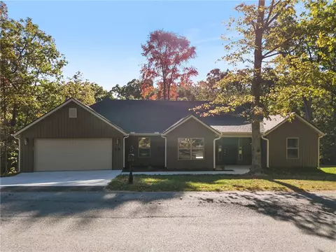 10 Rupert Ln, Bella Vista, AR 72715