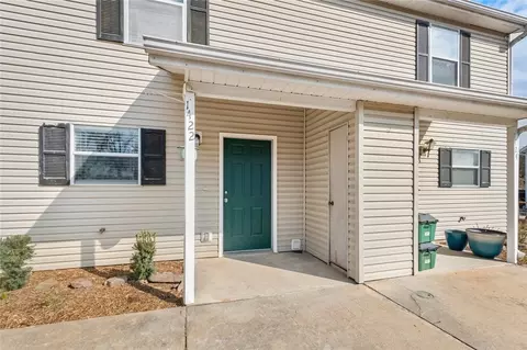 1454 E Sequoyah Ct, Fayetteville, AR 72701