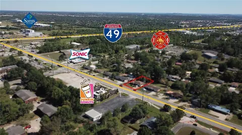 2302 SE 14th St, Bentonville, AR 72712