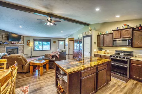 6071 Oak Leaf Dr, Harrison, AR 72601 photo 11