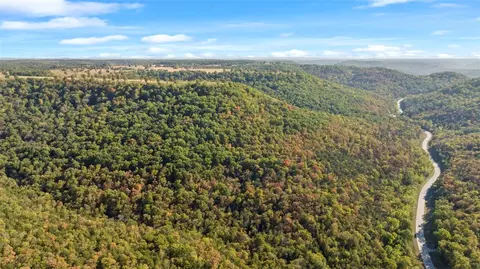 Hwy 221s, Berryville, AR 72616