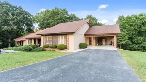 32 Walter Dr, Bella Vista, AR 72714