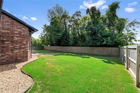 2011 Sicily Ave, Lowell, AR 72745 photo 31