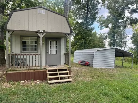 18904 Shoreline Way, Fayetteville, AR 72703