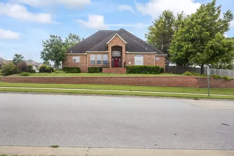 6375 W Greens Chapel Rd, Fayetteville, AR 72704