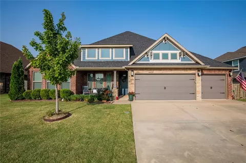 1261 Hope St, Centerton, AR 72719