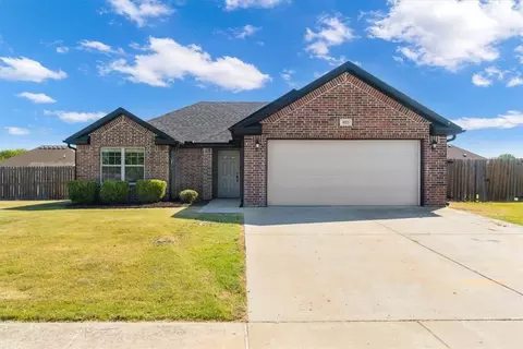 820 Washburn Dr, Pea Ridge, AR 72751