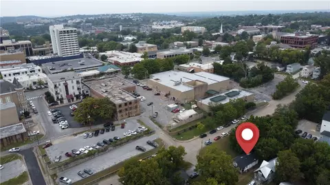 154 E Meadow St, Fayetteville, AR 72701