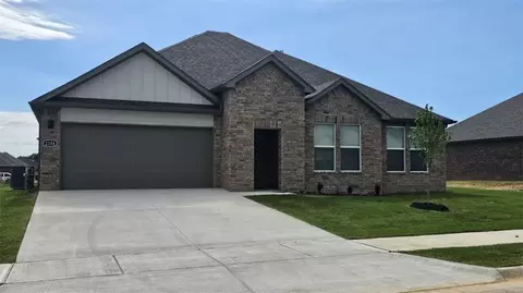 2313 Riggins Ave, Pea Ridge, AR 72751