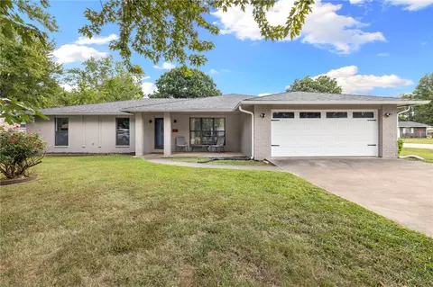 205 Terry Ave, Springdale, AR 72764
