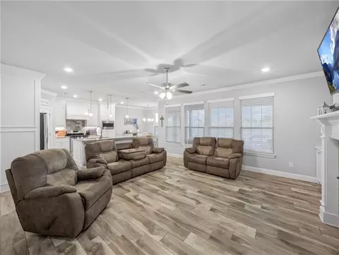 Living - 900 E Skyline Loop, Centerton, AR 72719 photo 2 of 2