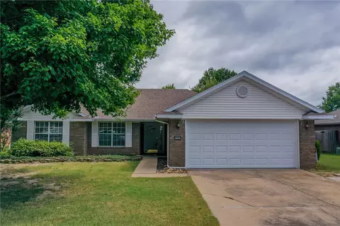 2987 Silverton St, Springdale, AR 72764