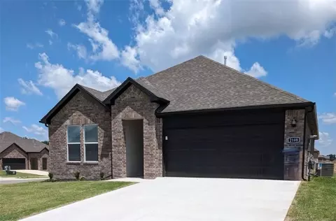 2313 Langford St, Pea Ridge, AR 72751