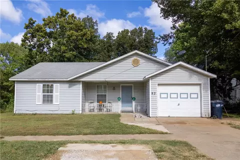 82 Main St, West Fork, AR 72774
