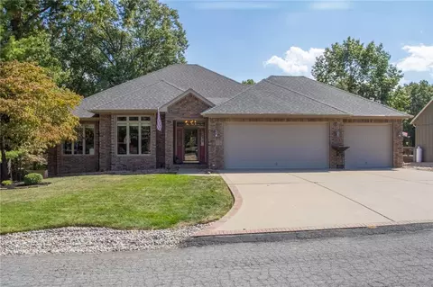 15 Monikie Cir, Bella Vista, AR 72715