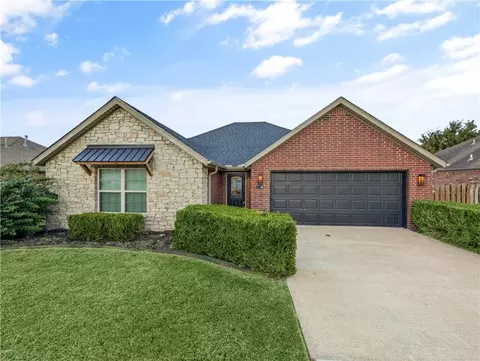 660 Napa Ave, Centerton, AR 72719